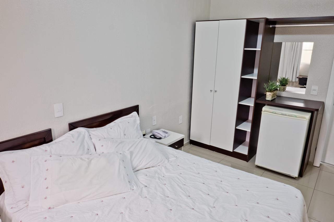 Hotel Chapeco Center Bagian luar foto